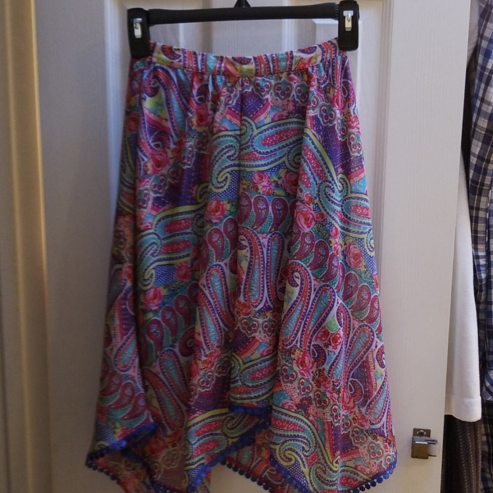 Young girls handkerchie skirt